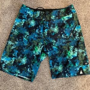 Men’s Lululemon Swim Trunk